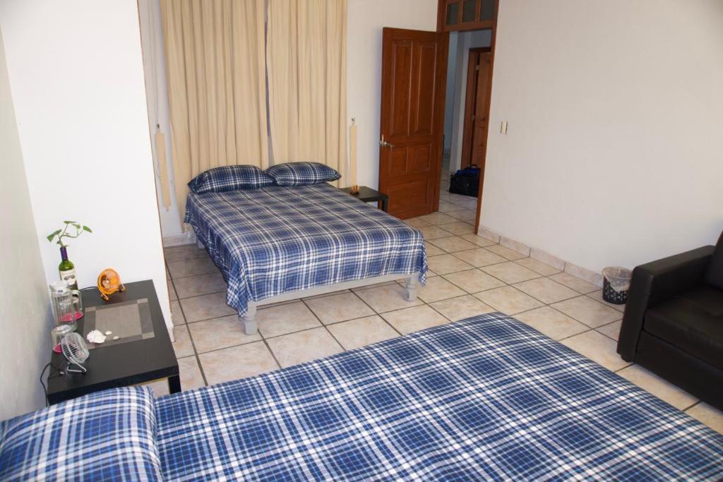 San Sebastianito Hostal Γκουανταλαχάρα Εξωτερικό φωτογραφία